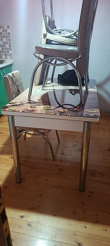 Metbex stolu 4 stul 100 azn.Qobu ( kxnst) SN E