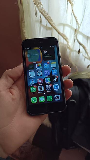 Apple iPhone: IPhone 7, 256 GB, Qara, Barmaq izi — 7