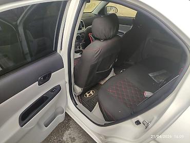 hyundai accent hatchback: Hyundai Accent: 1.6 l | 2008 il Sedan — 4