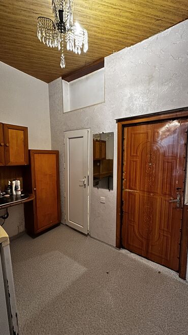 Otaqların uzunmüddətli kirayəsi: Merkezde 1 otaqli ev -da lalafo.az — 14 Otaqların uzunmüddətli kirayəsi: Merkezde 1 otaqli ev — 14