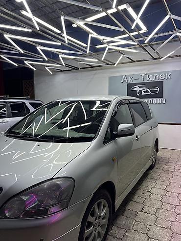 Toyota: Toyota Ipsum: 2003 г., 2.4 л, Автомат, Бензин, Минивэн — 12