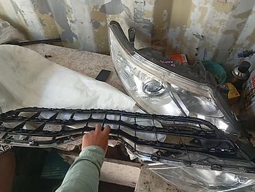 Решетки радиатора: Решетка радиатора Toyota Новый, Оригинал — 2