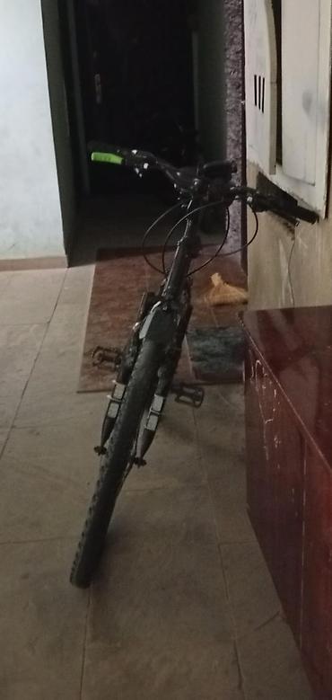 Şəhər velosipedləri: Şəhər və yüngül off-road üçün universal velosiped - Ölçü: 26” — 5