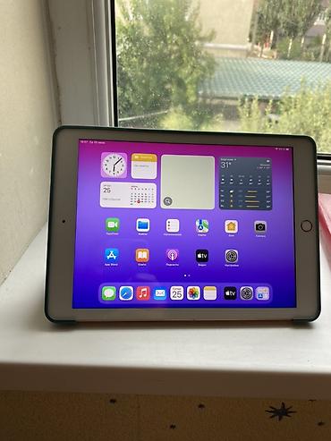 Планшеты: Планшет, Apple, память 128 ГБ, 9" - 10", Wi-Fi, Б/у, Классический цвет - Золотой — 6