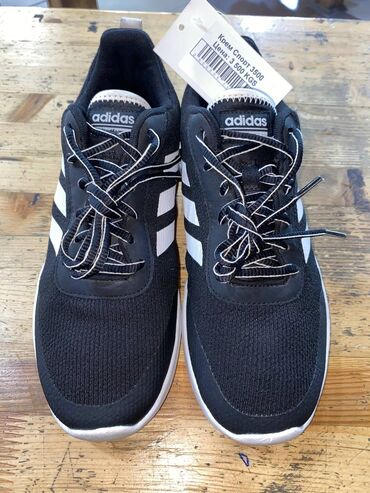 обувь экко: Adidas кроссовка 🔥 оригинал 100%😍 качество отличное 👍 р.39,5/40
