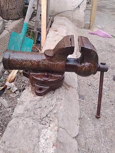 mengene satilir: Məhsul: Metal işləri üçün dəzgah qısqacı (stolüstü mengene) Təsvir: - — 3