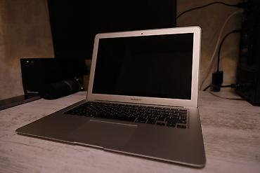 en ucuz macbook pro: İşlənmiş Apple MacBook, 13.3 ", Intel Core i5, 128 GB, Ödənişli çatdırılma — 2