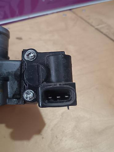 Дроссельные заслонки: Дроссельная заслонка Subaru 2000 г., Б/у, Оригинал, Япония — 8