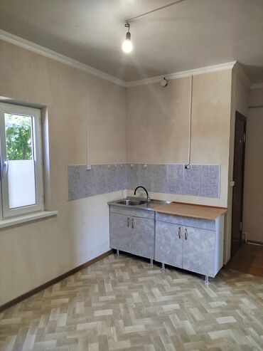 квартиры в кара жыгач: 2 бөлмө, Менчик ээси, Чогуу жашоосу жок, Жарым -жартылай эмереги бар