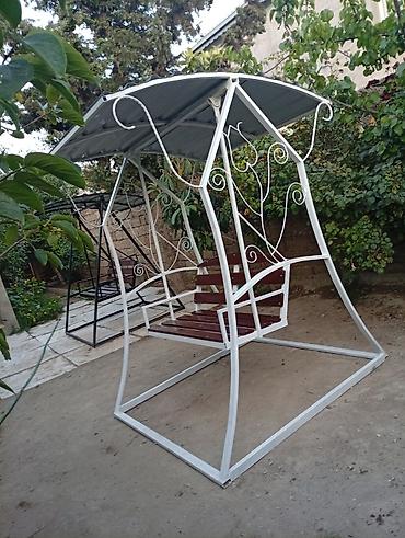 Садовая, уличная мебель: Bağ yelləncəyi – metal karkaslı, dam örtüklü - Güclü metal çərçivə — 1