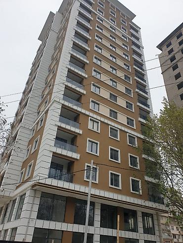 7 mərtəbə: 3 otaqlı, Yeni tikili, 136 kv. m — 1