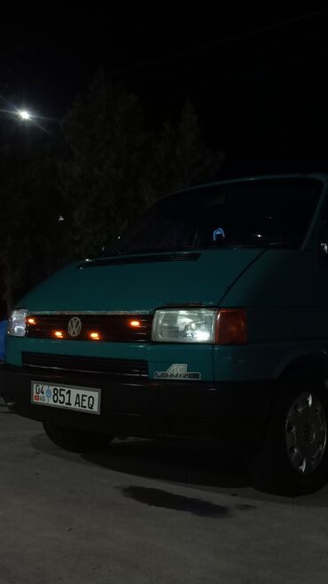 абмен машина: Volkswagen Caravelle: 1991 г., 2.4 л, Механика, Дизель, Минивэн