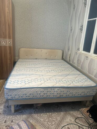 белая мебель спальня: Б/у, Двуспальная кровать, Без подьемного механизма, С матрасом, Без выдвижных ящиков, Турция