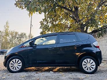 bmw c5: Honda Jazz: 2009 г., 1.4 л, Механика, Бензин, Хэтчбэк — 1
