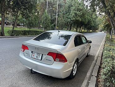 shevrolet lacetti: Honda Civic: 2007 г., 1.3 л, Вариатор, Гибрид, Седан — 4