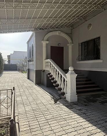 сдаю квартиру кок жар: 450 м², 6 комнат и более — 9