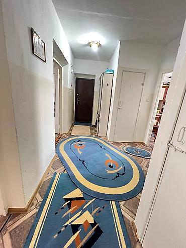 Продажа квартир: 3 комнаты, 69 м², 5 этаж — 12