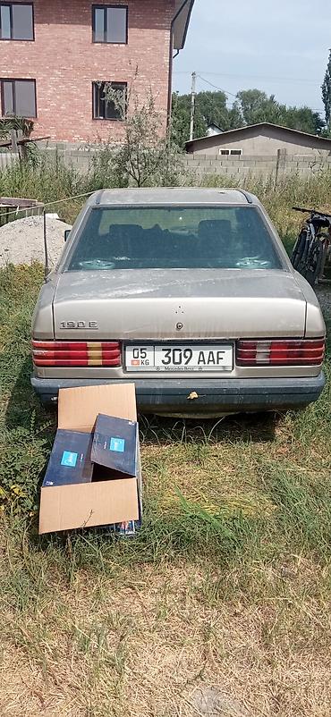 дефлектор: Mercedes-Benz W201 (190) — салон и панель управления. Звонить толтура — 6