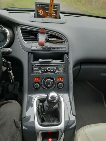 Peugeot: Peugeot 5008: 2 l. | 2016 έ. 180000 km. Βαν/Μίνιβαν — 8