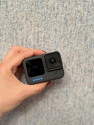 duymə kamera: GoPro HERO12 Black Edition aksion kamerası + aksesuar seti 128 gb — 3
