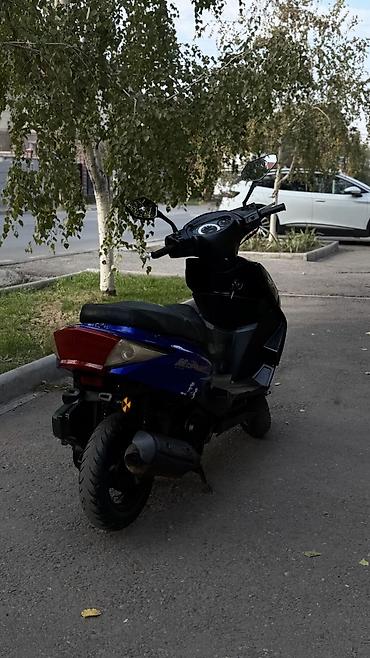 Скутеры: 150 куб. см, Бензин, Б/у — 3