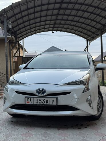 бишкек машына: Toyota Prius: 2018 г., 1.8 л, Автомат, Гибрид, Седан