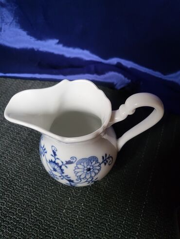 Čajnici: Nov,vintaz bokal za mleko,original cvibl mustra. Nov porcelanski na lalafo.rs — 5 Čajnici: Nov,vintaz bokal za mleko,original cvibl mustra. Nov porcelanski — 5