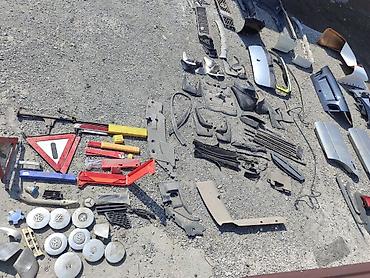 Бампер и комплектующие: Toyota, Б/у, Оригинал at lalafo.kg — 1 Бампер и комплектующие: Toyota, Б/у, Оригинал — 1