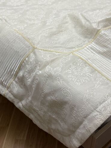 Örtüklər: Yataq üçün Yeni Qaşlı rəng - Bej Yataq örtüyü — 4