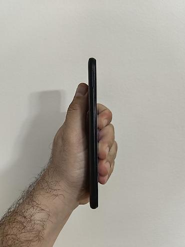 darkwood dub: Huawei P40 lite crni dual sim free, sa 6/128 gb memorije. Dobro očuvan — 3