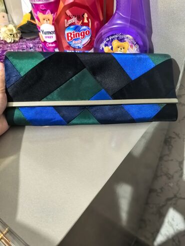 женские закрытые босоножки: Сумка с короткой ручкой, Новый at lalafo.az женские закрытые босоножки: Сумка с короткой ручкой, Новый