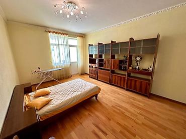 Продажа квартир: 4 комнаты, 160 м², Индивидуалка, 2 этаж, Косметический ремонт — 2