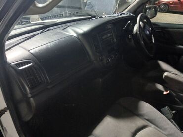 Mazda: Mazda Tribute: 2003 г., 2 л, Автомат, Бензин, Кроссовер — 8