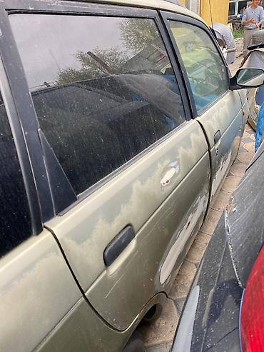 Двери и комплектующие: Дверь Комплект Daihatsu, Оригинал — 2