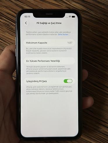Apple iPhone: IPhone 11, 128 GB, Qara, Simsiz şarj — 3