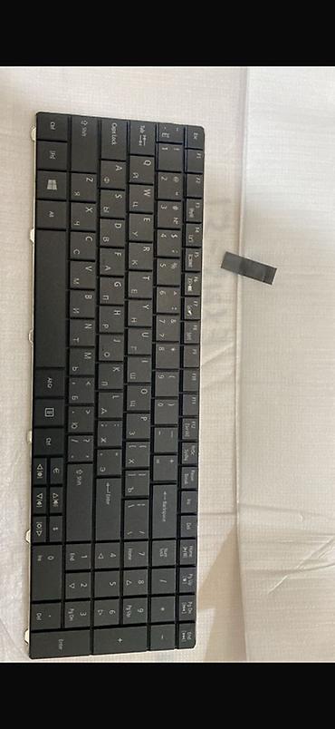 printer 3 u birində: Notebook klaviaturası - Layihə: tam ölçülü, sağ tərəfdə rəqəmsal — 1