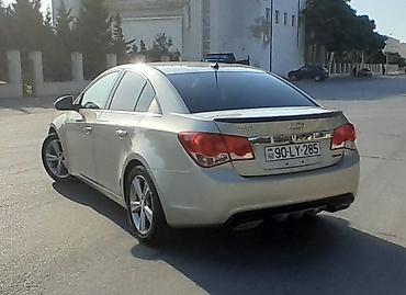 chevrolet cruze salon: Chevrolet Cruze sedan - Kuzov: sedan, bej rəng - Mühərrik və ötürmə — 4