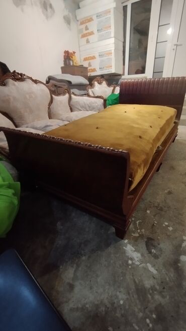 Stilske sofe: Antikvanska ležaljka/sofa od punog drveta moguca je dostava - — 6