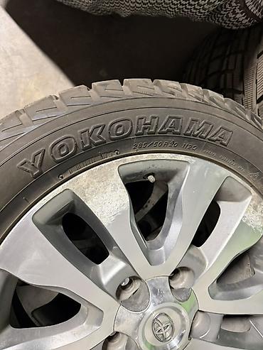 диски трактора: Комплект колес Toyota на литых дисках с зимними шинами Yokohama — 2