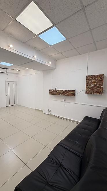 зал ожидания: Аренда офисов, 30 м², В бизнес центре, 1 линия — 8