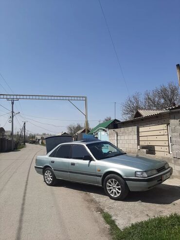 mazda tribut: Mazda 626: 1990 г., 2 л, Механика, Бензин, Седан