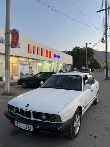 чолпон ата машина: BMW 5 series: 1991 г., 1.8 л, Механика, Бензин, Седан