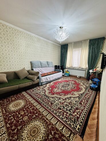продаю квартиру в радуге: 1 комната, 35 м², 105 серия, 3 этаж, Косметический ремонт