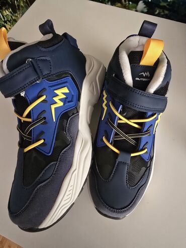 утепленные детские толстовки: 39 raz teze