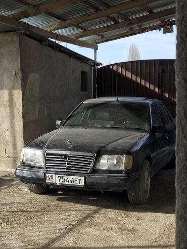 мерс 225: Mercedes-Benz W124: 1995 г., 2 л, Механика, Дизель