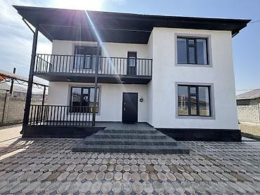 Продажа коттеджей и домов: Продаётся двухэтажный дом современного типа с закрытым двором — 2