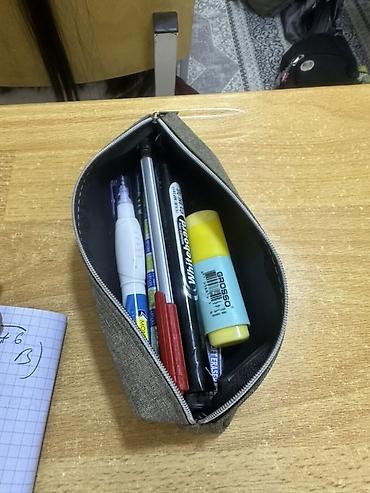 kolbasa kəsən: Parça materialdan hazırlanmış qələm qabı - Rəng: boz-qəhvəyi (melanj — 1