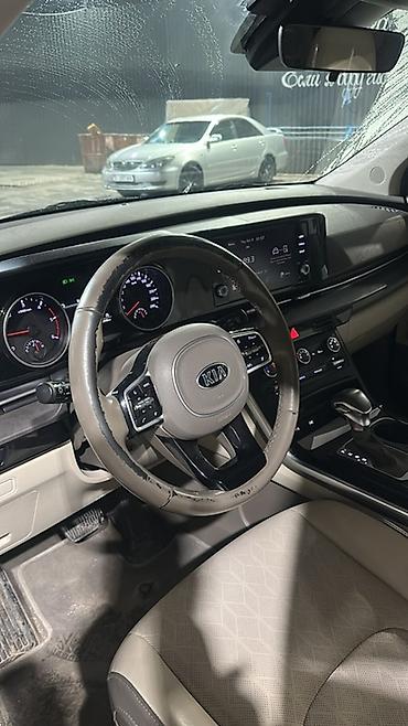 Kia: Kia Carnival: 2021 г., 2.2 л, Автомат, Дизель, Минивэн — 4