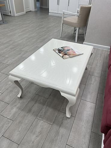 salon divan: Dördbucaq masa, Açılmayan, Təkərsiz, Zəmanətsiz — 1