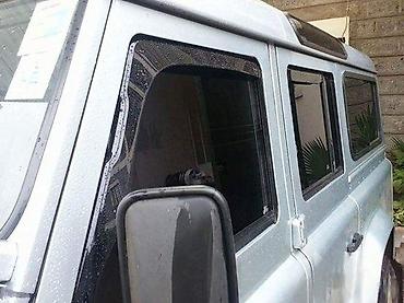 BOCNI VETROBRANI DEFLEKTORI USMERIVACI LAND ROVER DEFENDER | NOVI